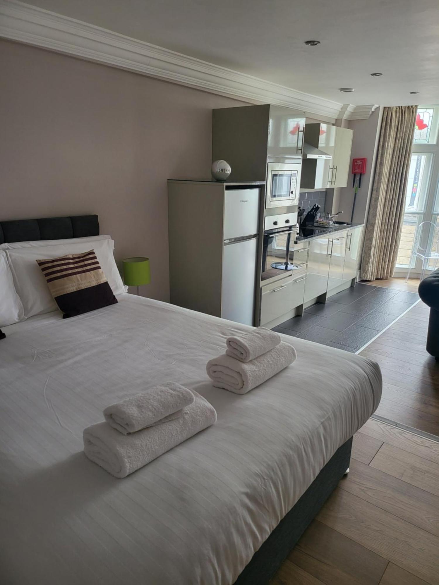 Harrogate Lifestyle Luxury Serviced Aparthotel Exterior photo