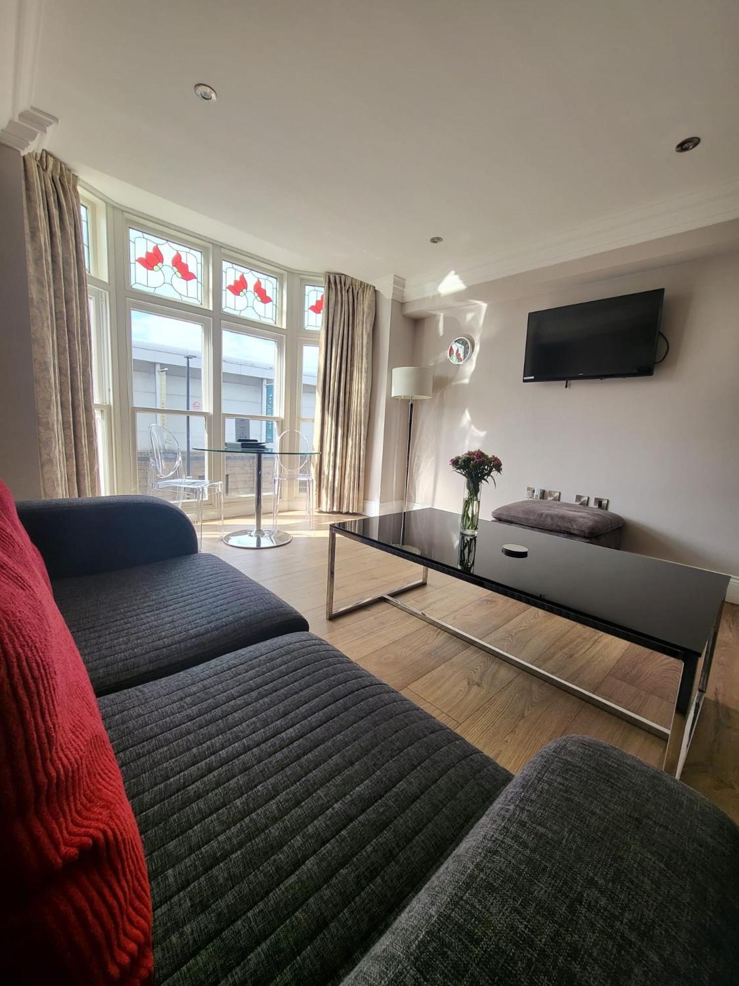 Harrogate Lifestyle Luxury Serviced Aparthotel Exterior photo