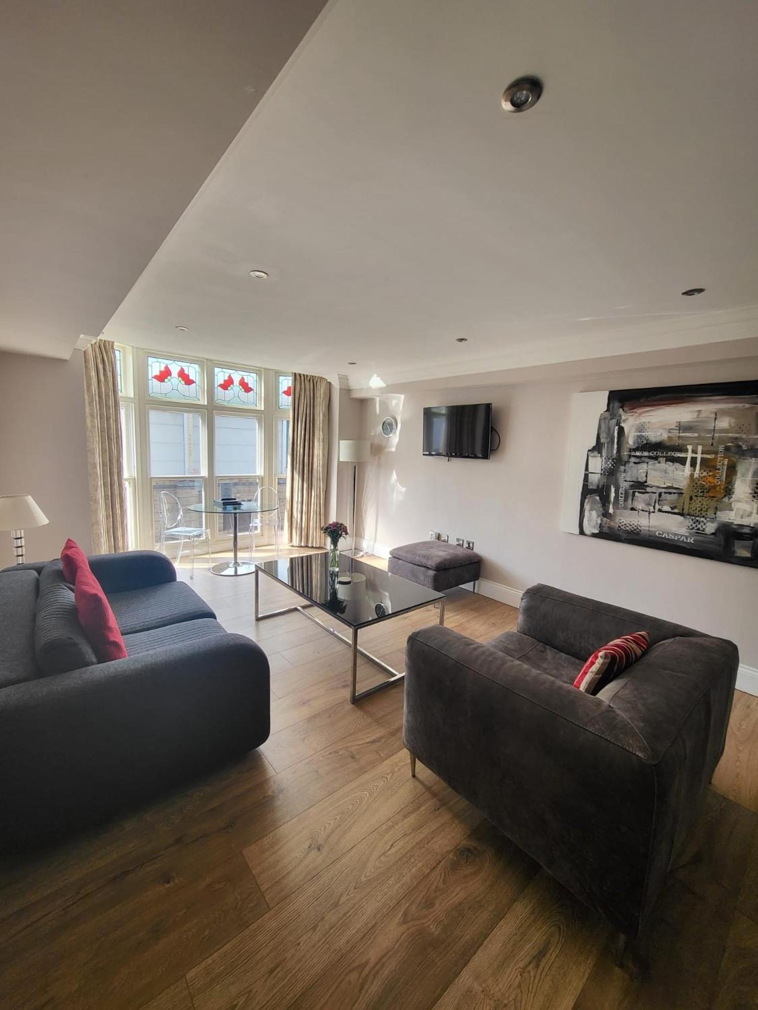 Harrogate Lifestyle Luxury Serviced Aparthotel Exterior photo