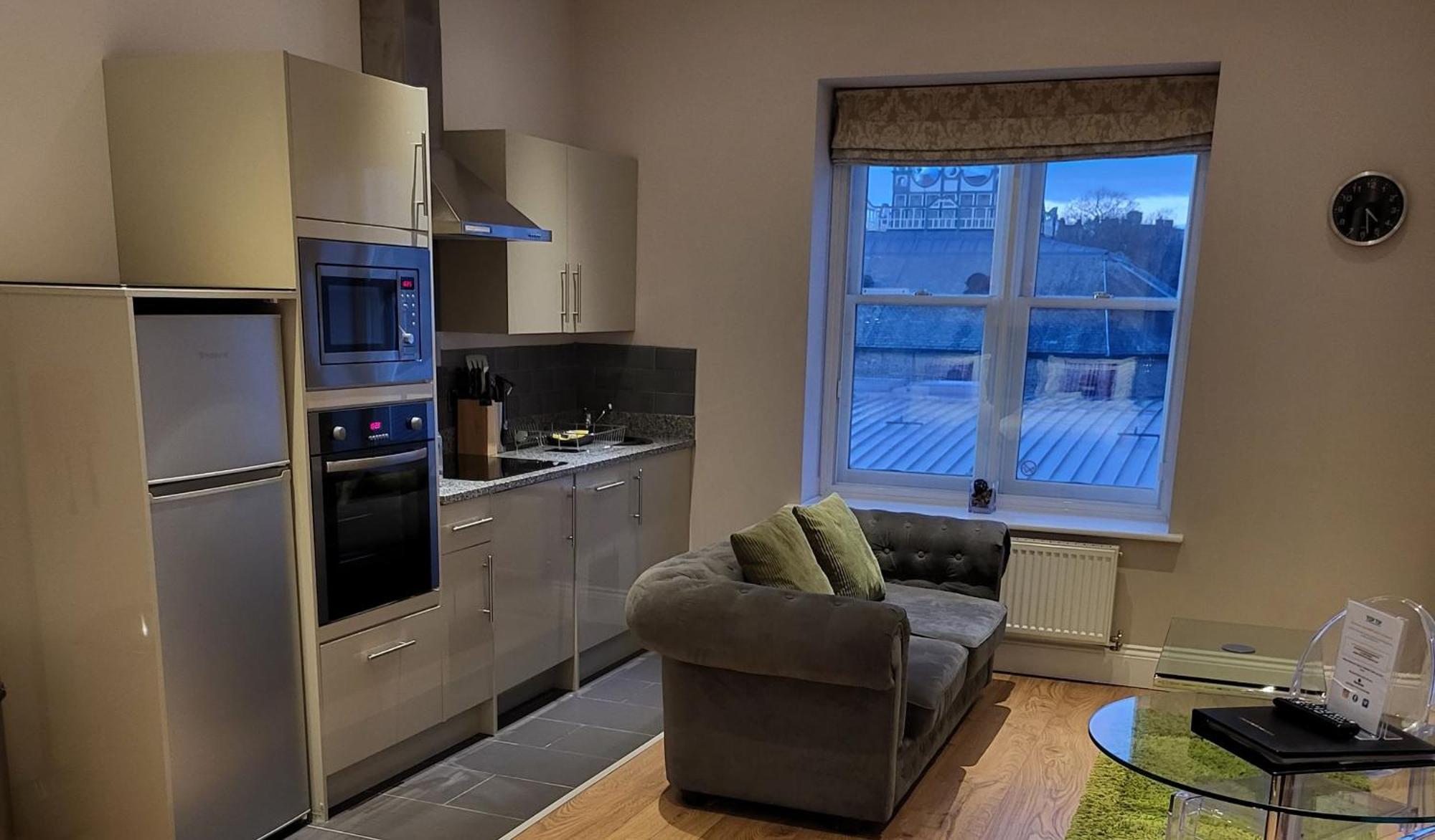 Harrogate Lifestyle Luxury Serviced Aparthotel Exterior photo